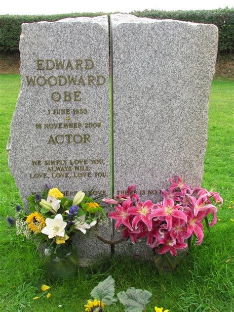 edward woodward cause of death|where is edward woodward buried.